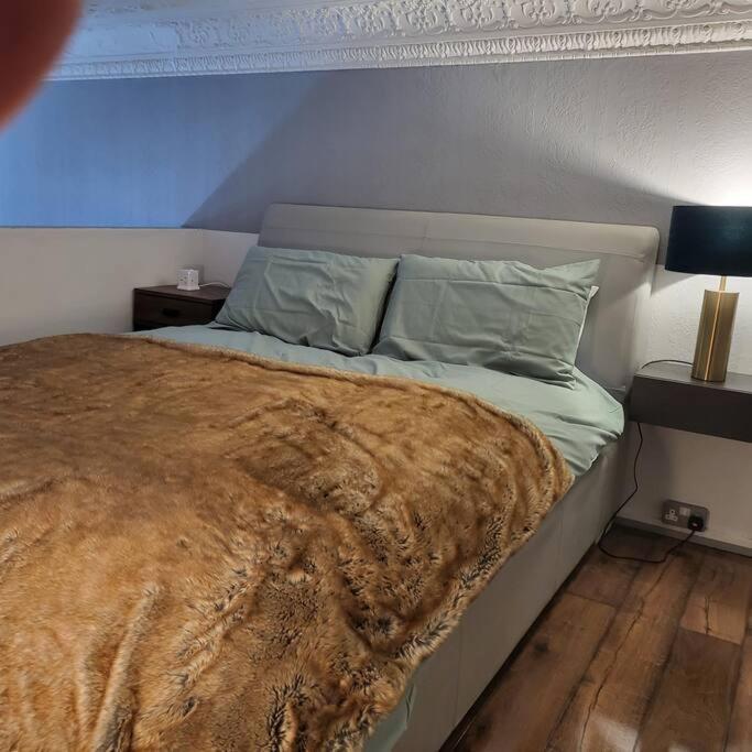 5 Luxury Spacious Loft - Prime Location - Comfortable Bed & Sofa Brighton Екстер'єр фото